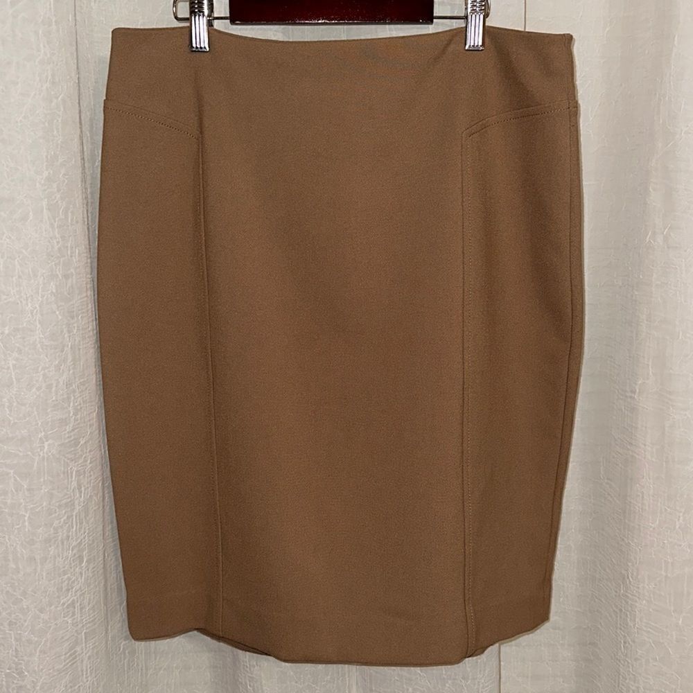 Halogen 12 Tan Pencil Skirt
